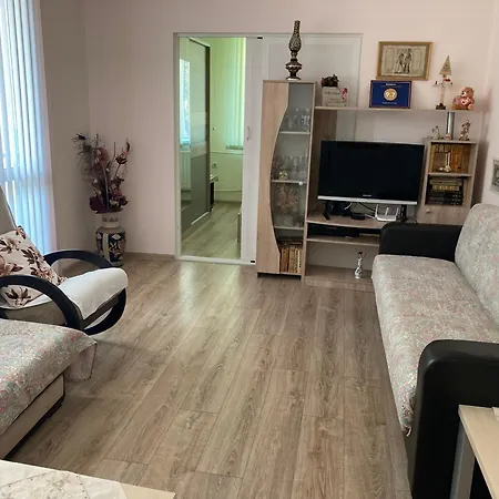уют Appartamento *